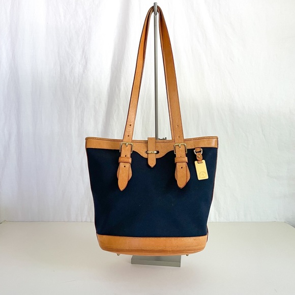Dooney & Bourke nylon and leather purse navy - Picture 13 of 15